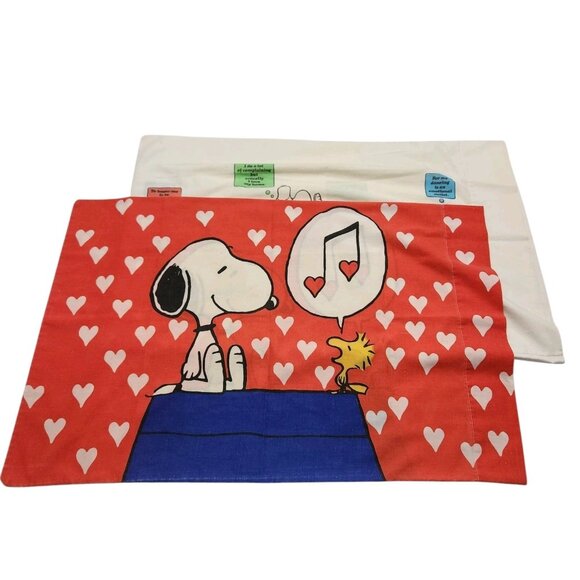 Vintage Set of 2 Peanuts Snoopy and Woodstock Hearts Pillow Case and Full Gang - Picture 1 of 15